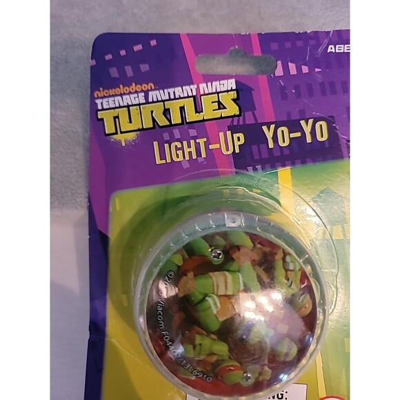 NIB Nickelodeon Teenage Mutant Ninja Turtles Light Up YO-YO - Picture 3 of 14